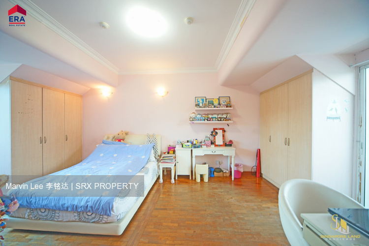 Summer Gardens (D16), Terrace #206981241